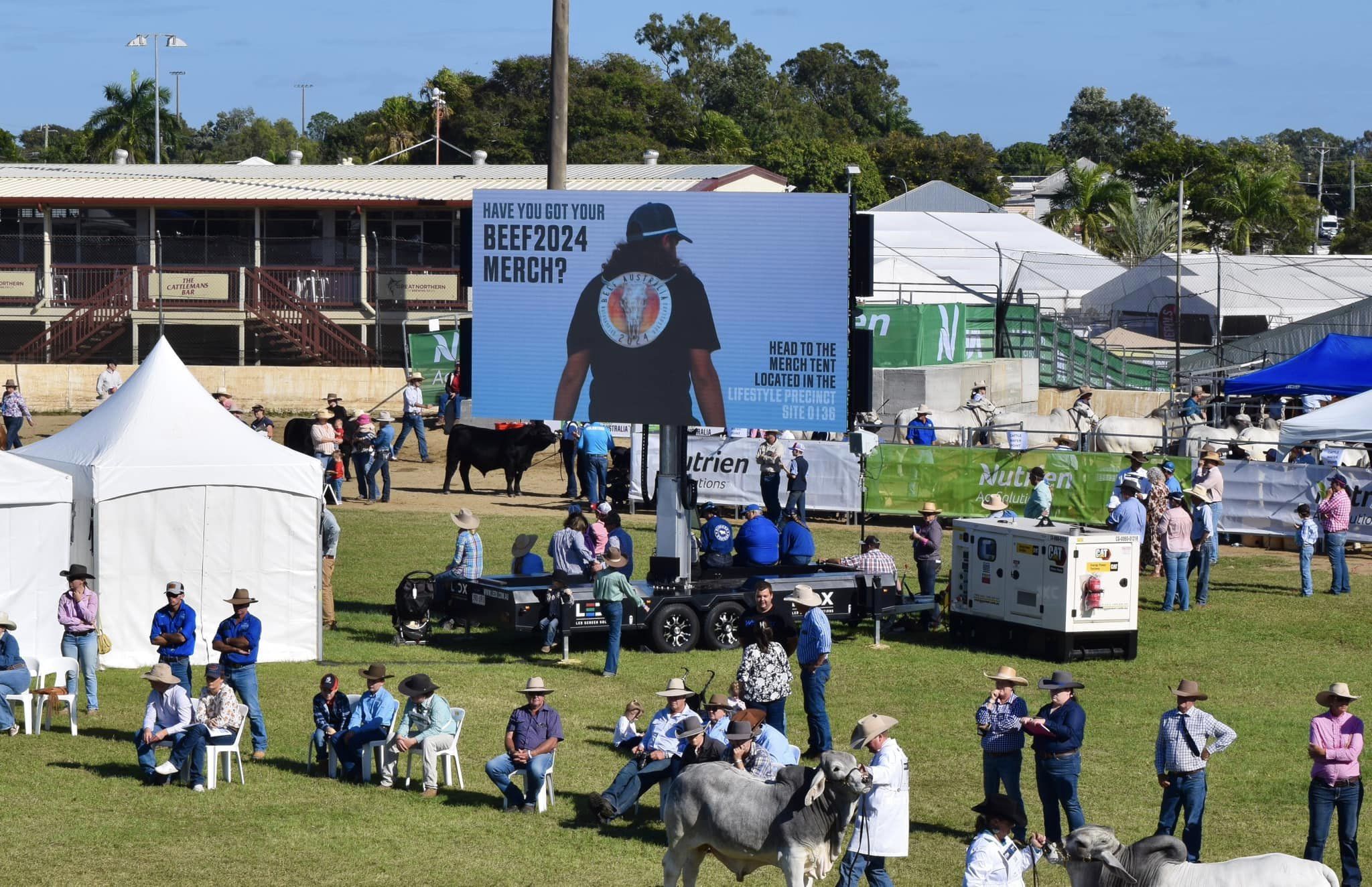 超大LED屏拖車在澳大利亞為“BeefAustralia”展會(huì)做戶外宣傳